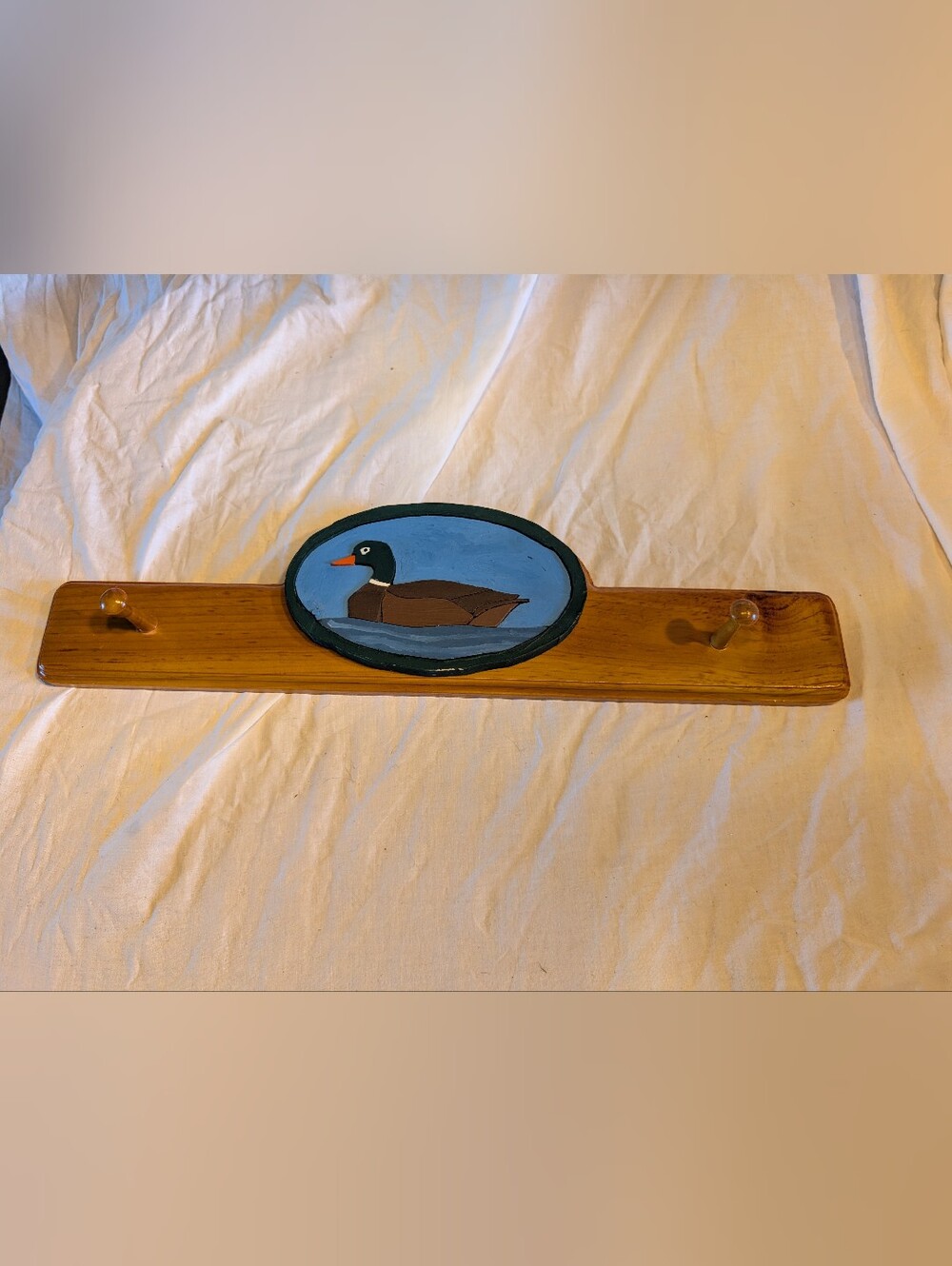 2/80$ Vintage Duck Wall Hook Plaque in Blue, Brown and Green